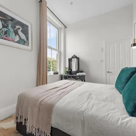 Pelican Suite, 1-bed, Sleeps 3 Apartmán Harrogate